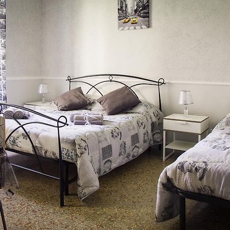 Appartamento Residence Sole E Luna Róma Kültér fotó